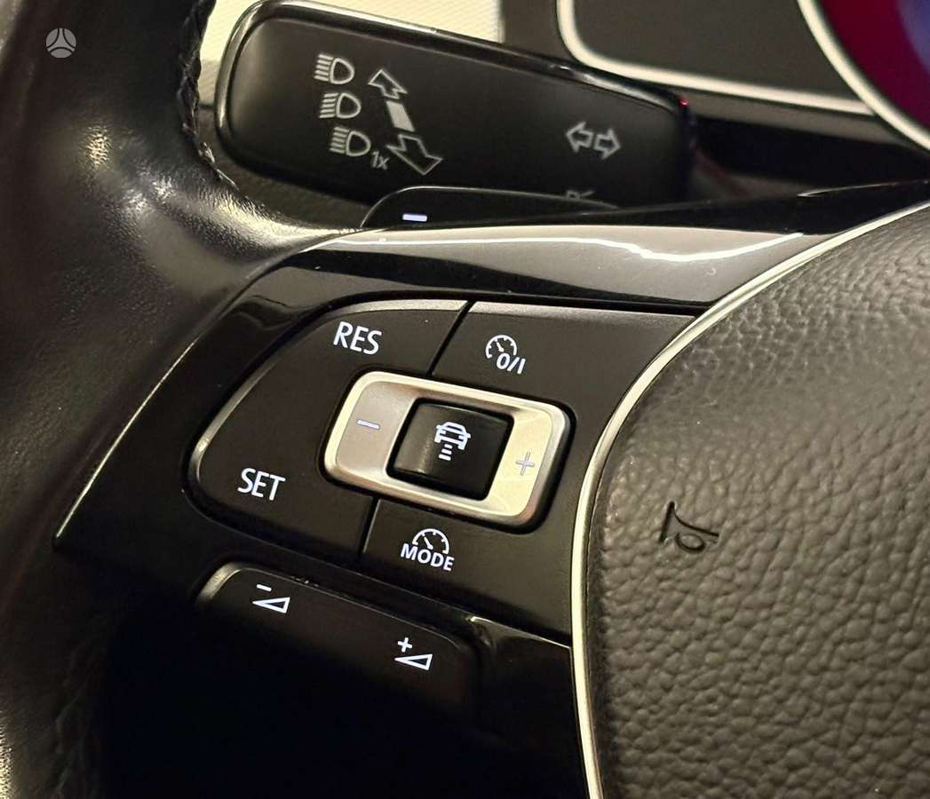 Volkswagen Passat - 3