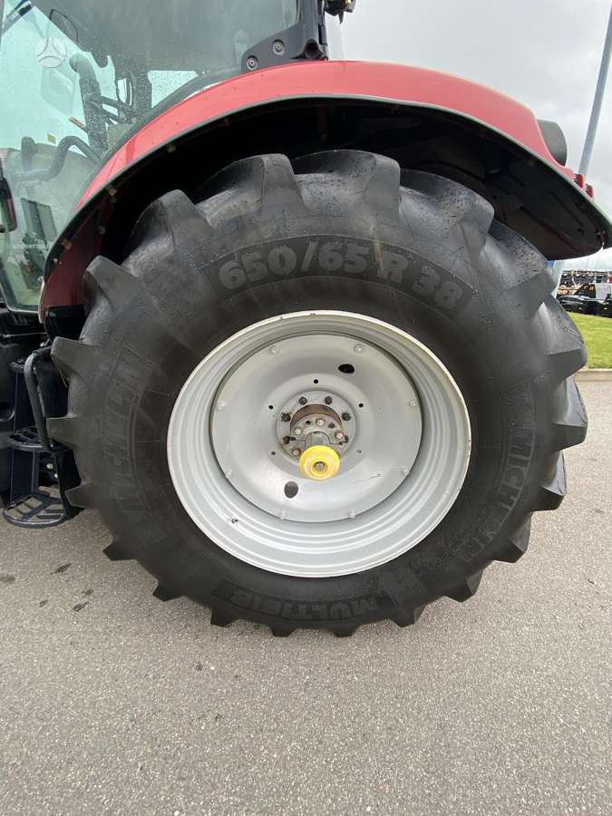 Case-IH Maxxum 135, traktori