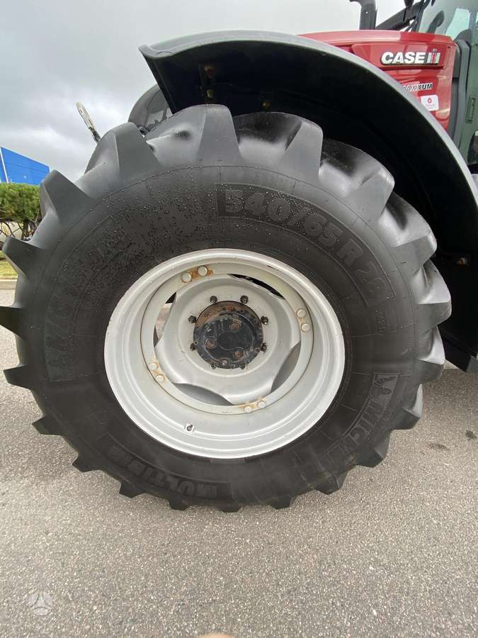Case-IH Maxxum 135, traktori