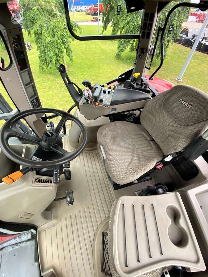 Case-IH Maxxum 135, traktori