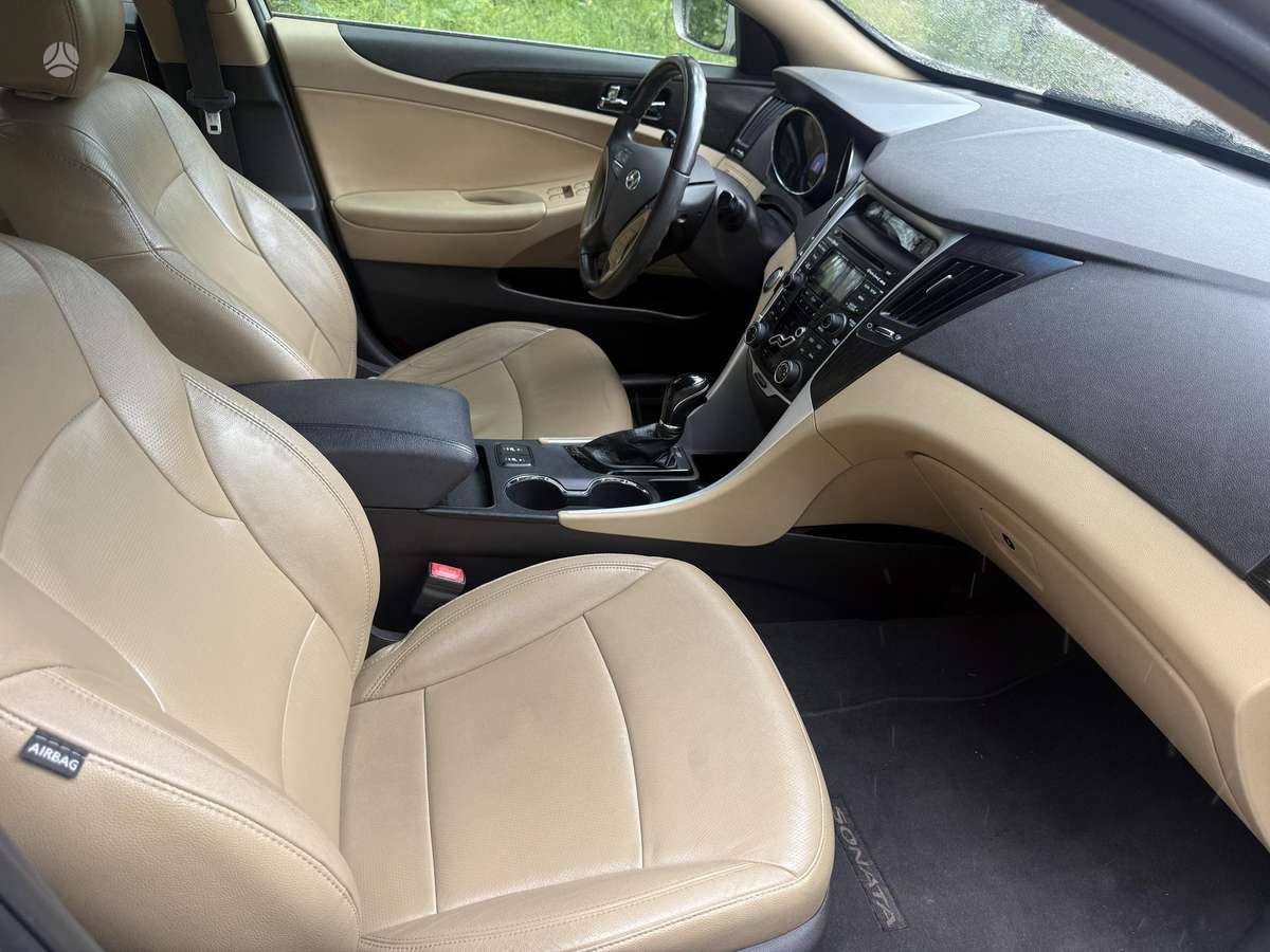 Hyundai Sonata, 2.4 l., Седан