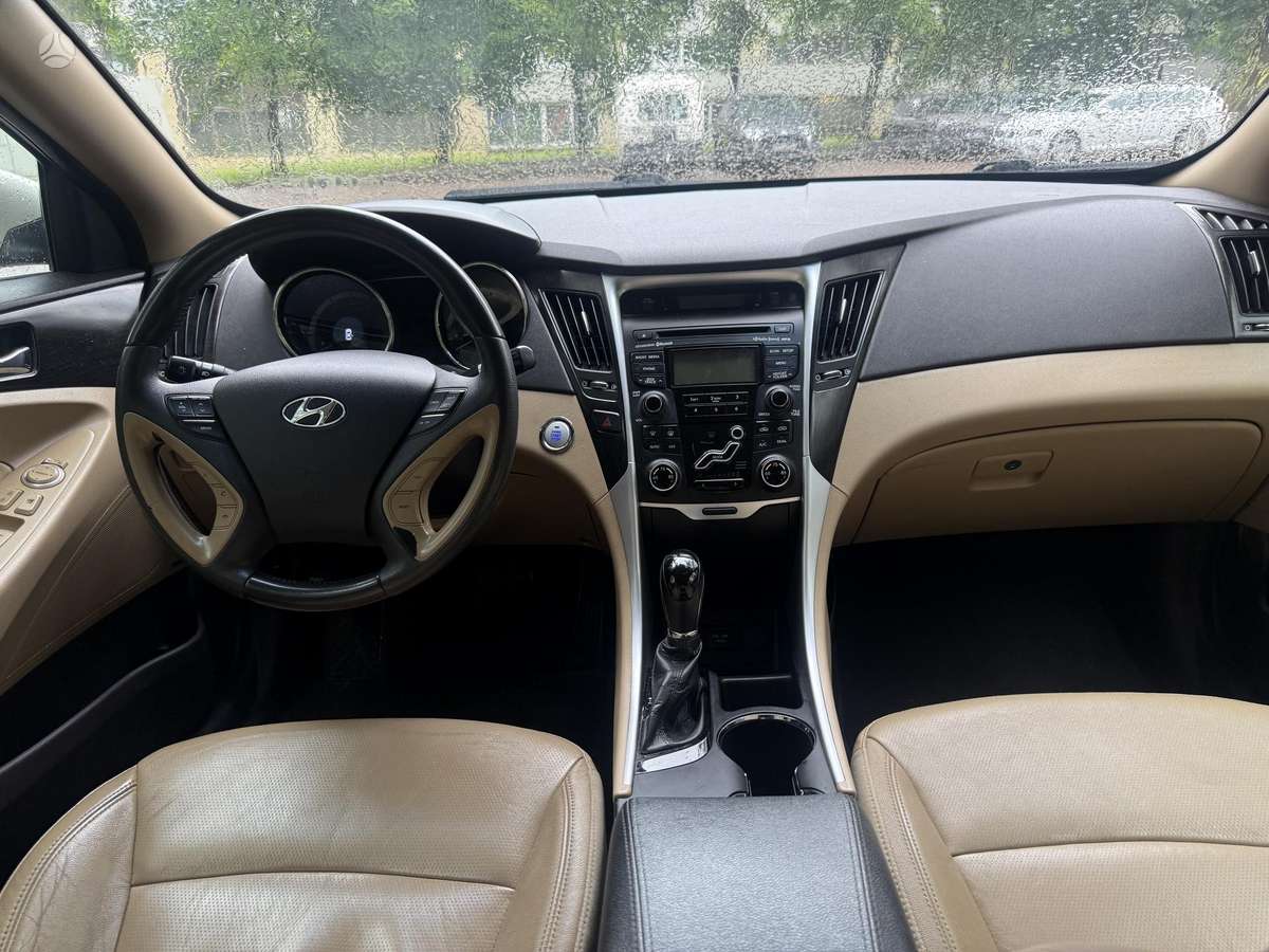 Hyundai Sonata, 2.4 l., Седан