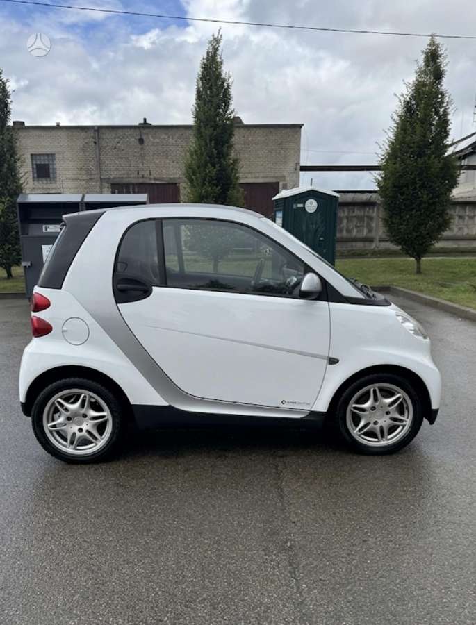 Smart Fortwo Coupe - 2