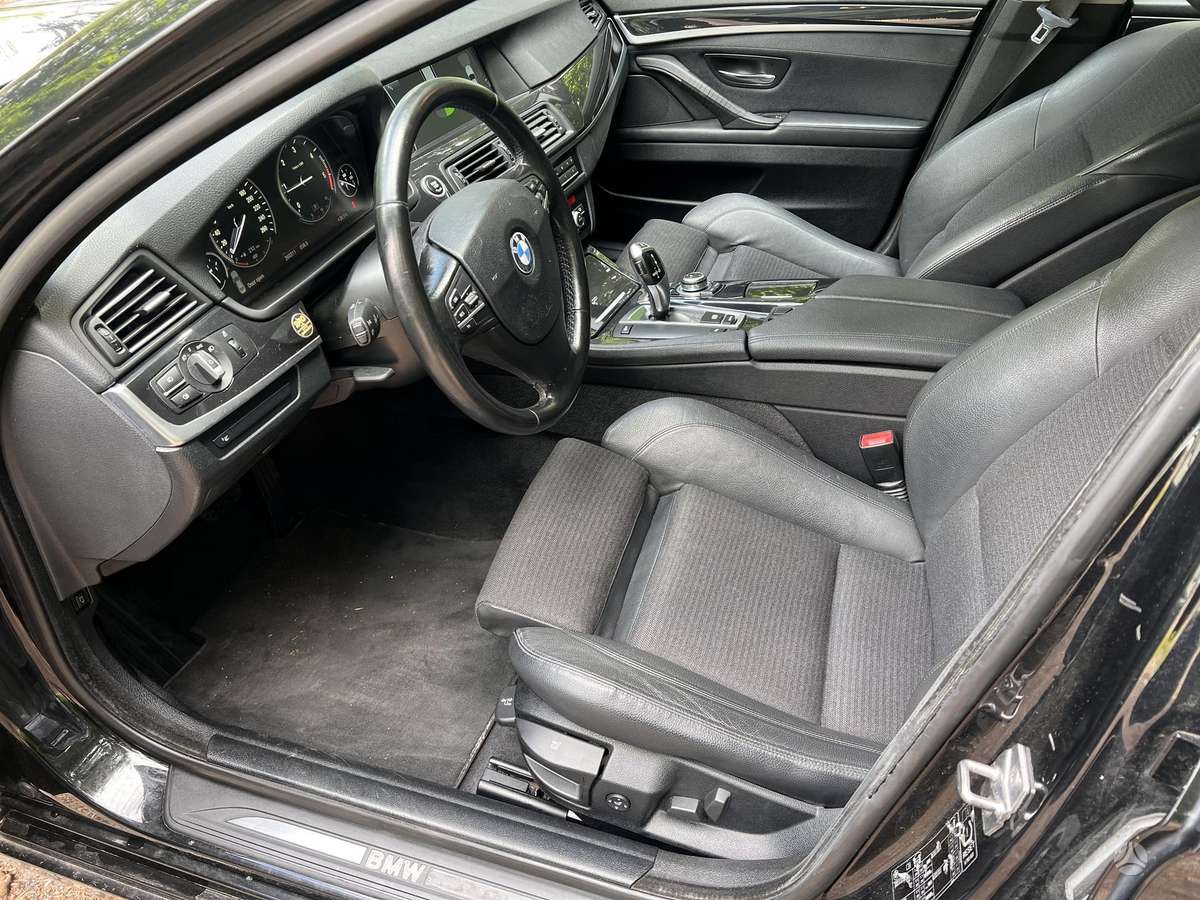 BMW 520, 2.0 l., Седан
