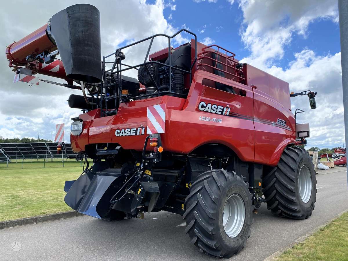 Case-IH AFS 9250, kombaini