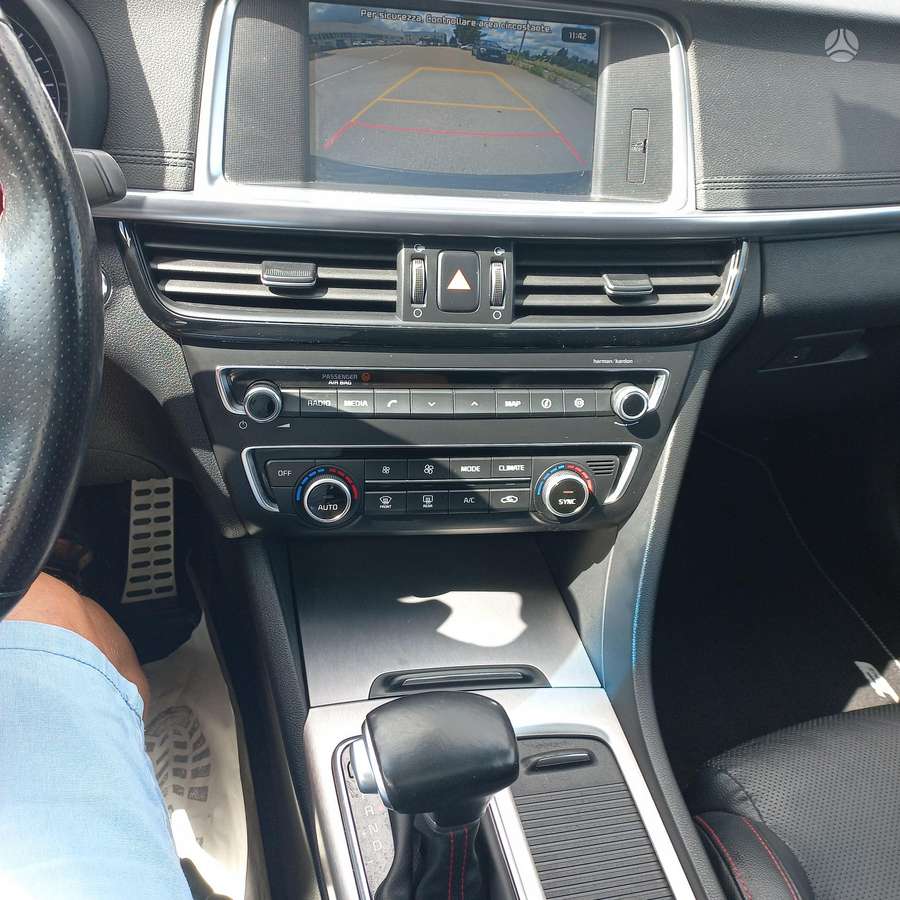 Kia Optima, 1.7 l., Универсал