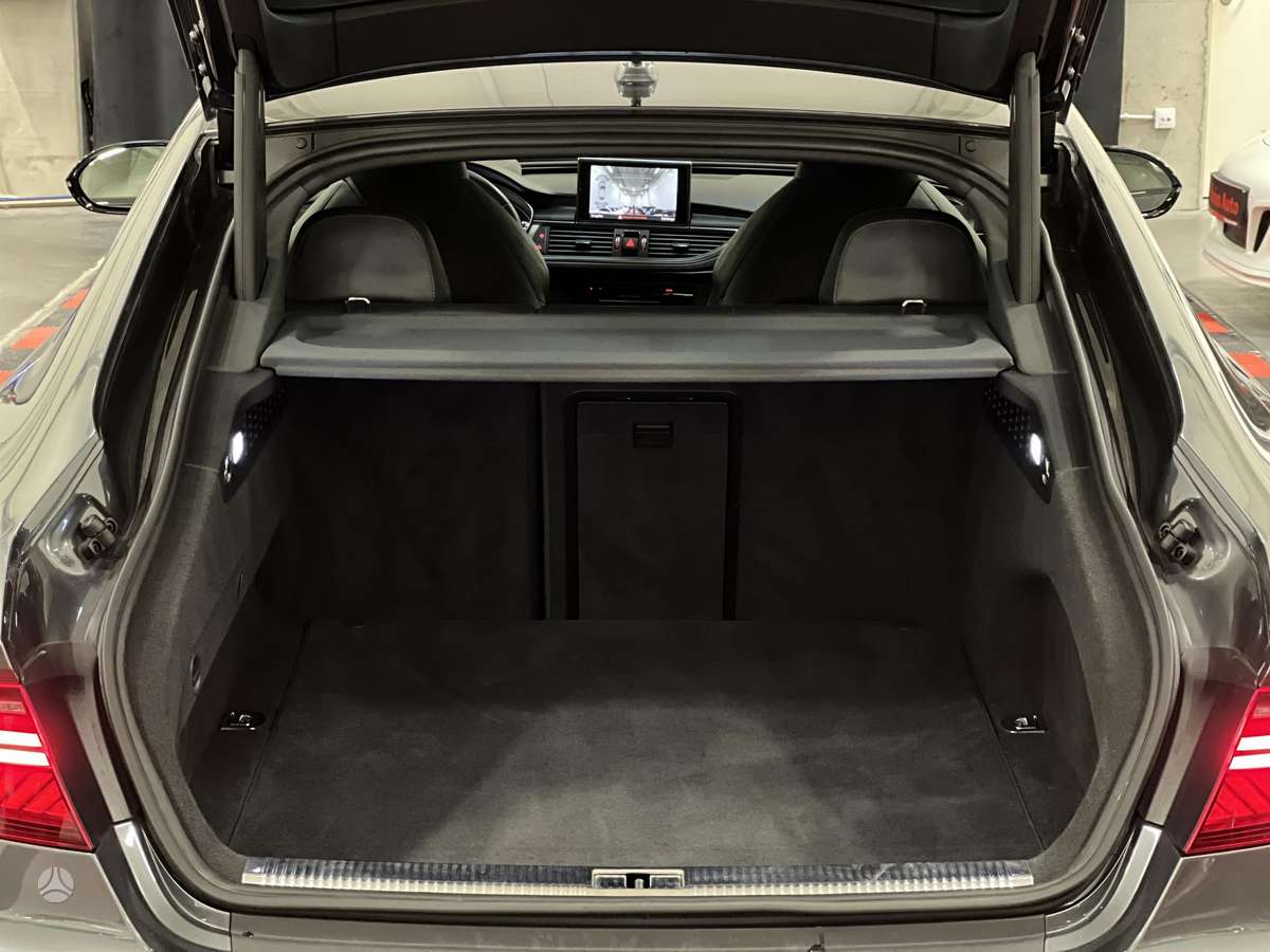 Audi A7, 3.0 l., Седан