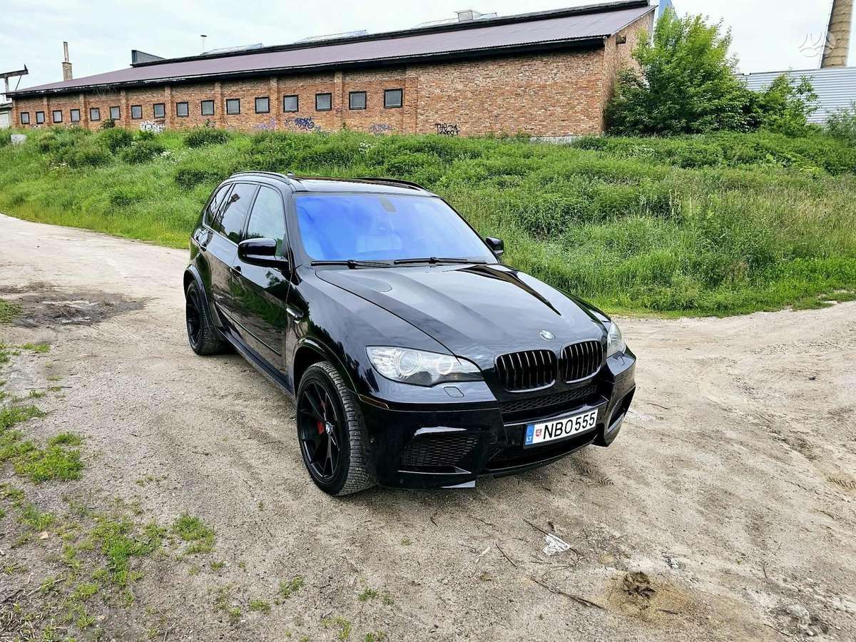 BMW X5 M, 4.4 l., off-road / crossover