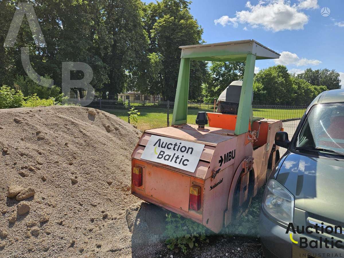 -Kita- TV20, vibrator / compactor