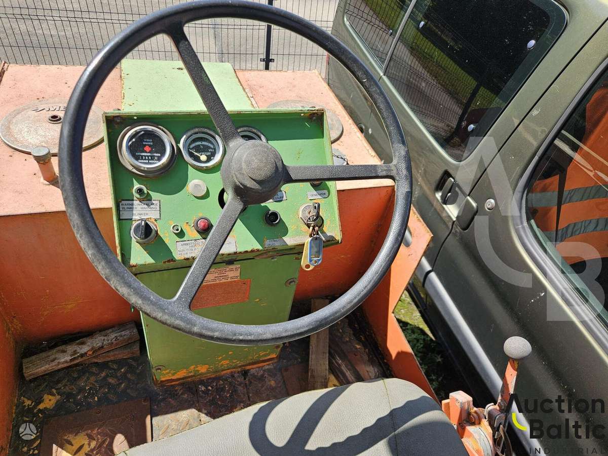 -Kita- TV20, vibrator / compactor