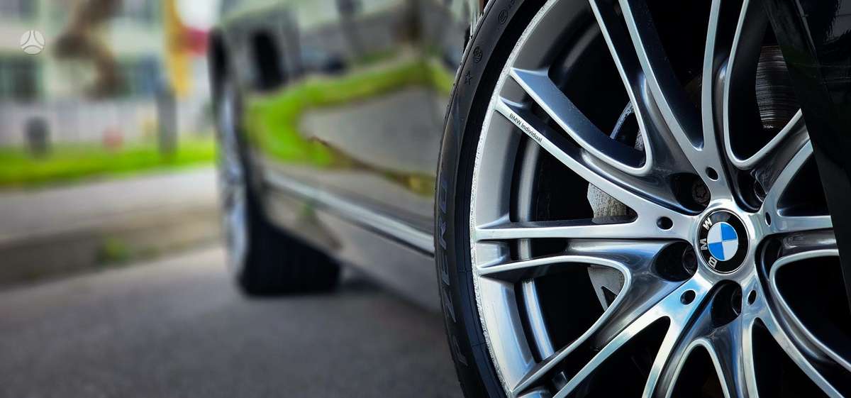 BMW 730, 3.0 l., sedanas