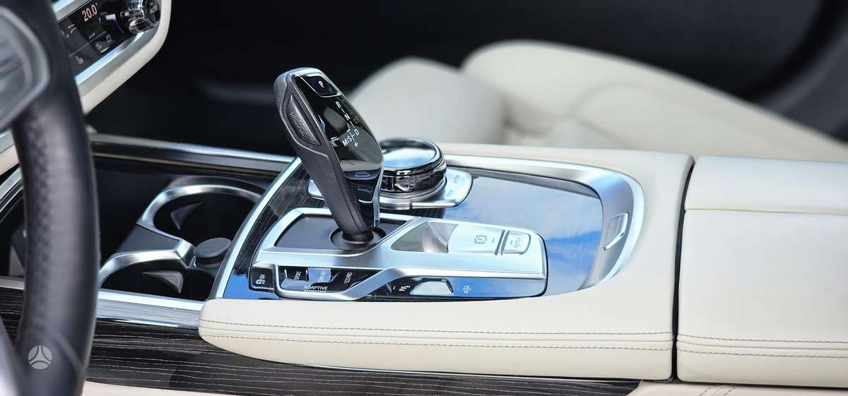 BMW 730, 3.0 l., sedanas
