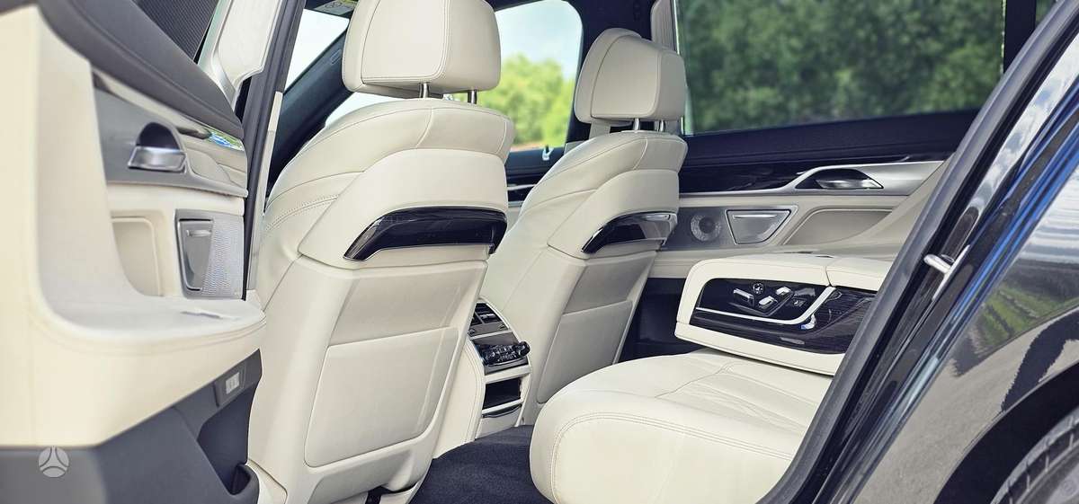 BMW 730, 3.0 l., sedanas