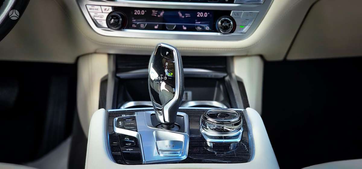 BMW 730, 3.0 l., sedanas