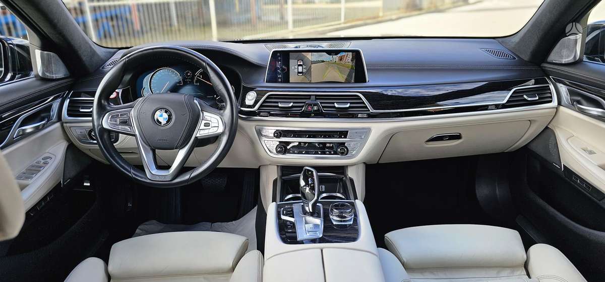 BMW 730, 3.0 l., Седан