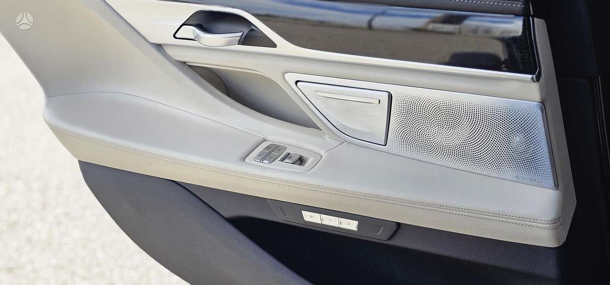 BMW 730, 3.0 l., sedanas