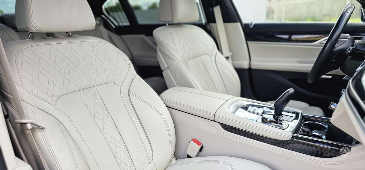 BMW 730, 3.0 l., Седан