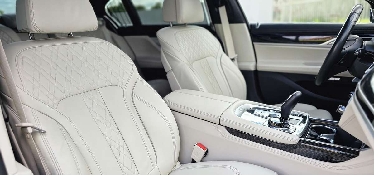 BMW 730, 3.0 l., sedanas