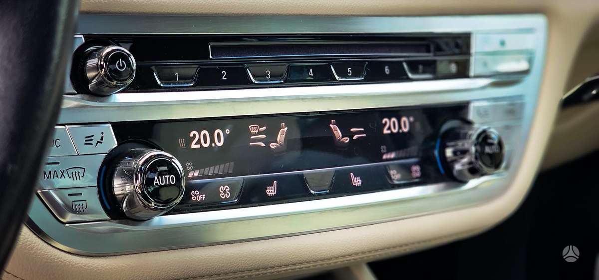 BMW 730, 3.0 l., sedanas