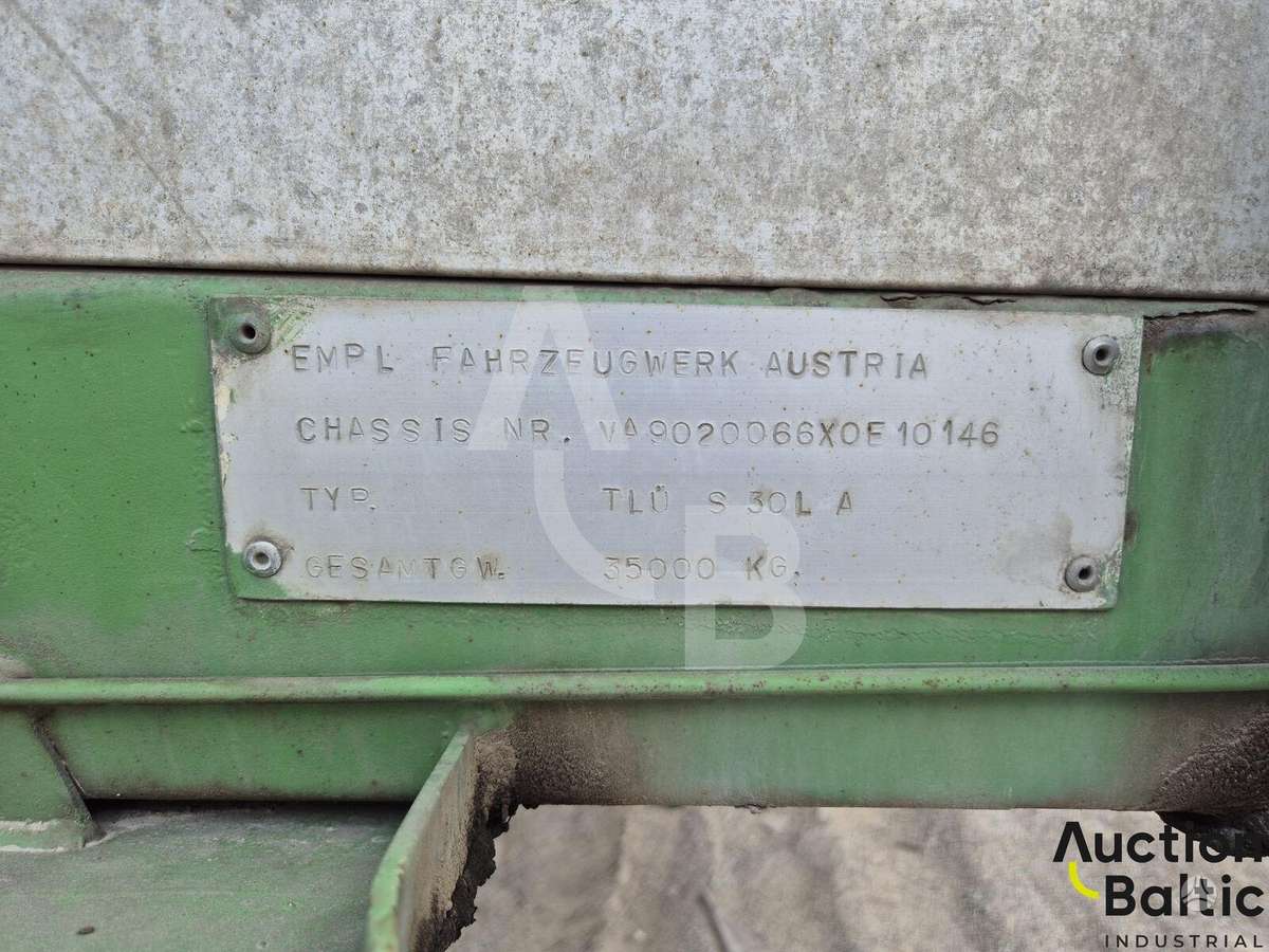 -Kita- TLÜ S 30L, platformos