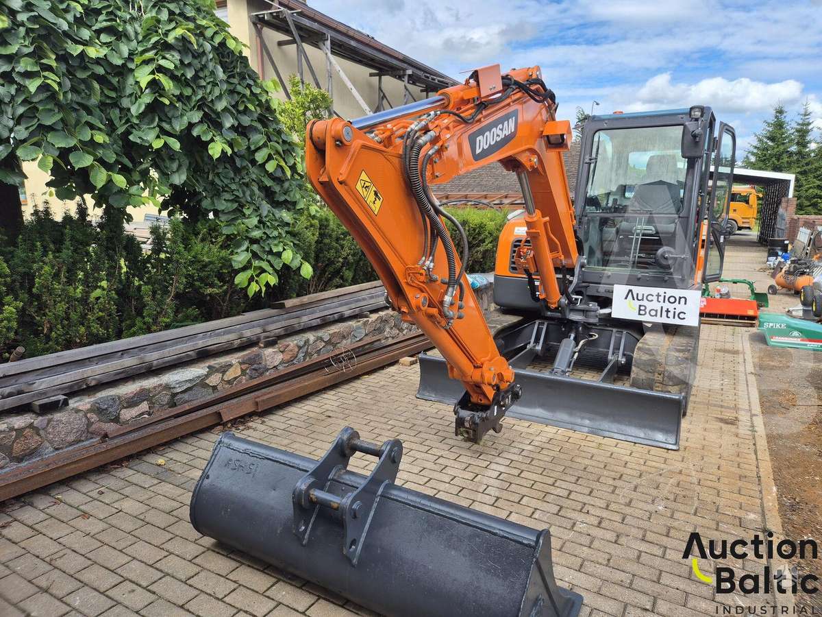 Doosan DX 63-3, экскаваторы