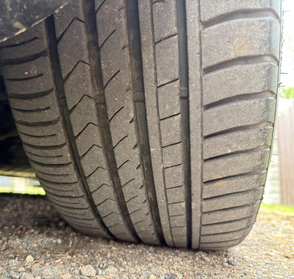 Winrun 285/30 + 255/35, летние 285/30 R21