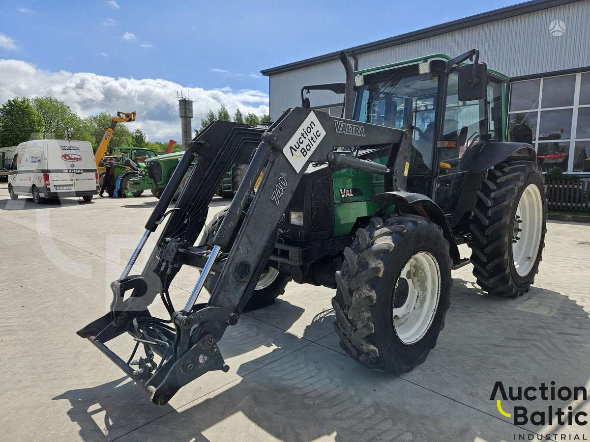 Valtra A-95-4, tractors