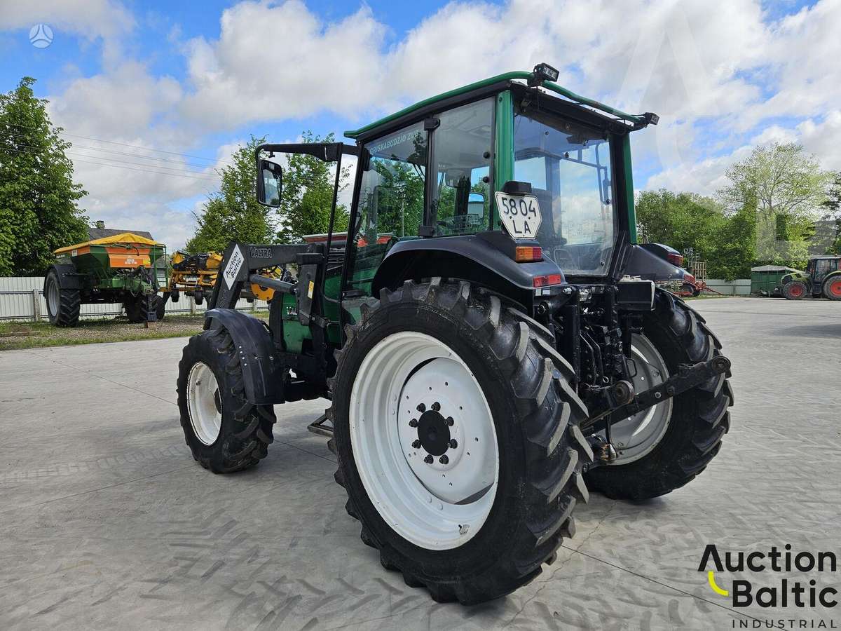 Valtra A-95-4, traktoriai