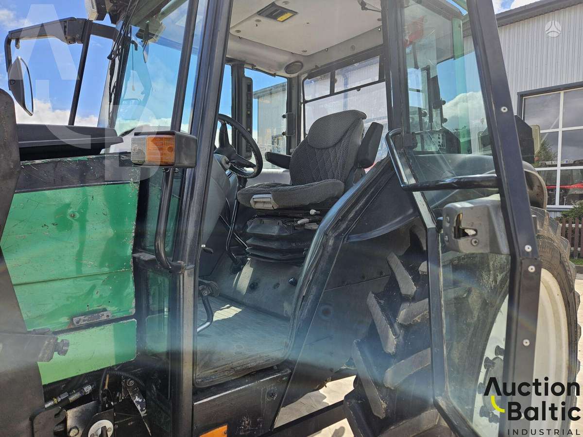 Valtra A-95-4, tractors