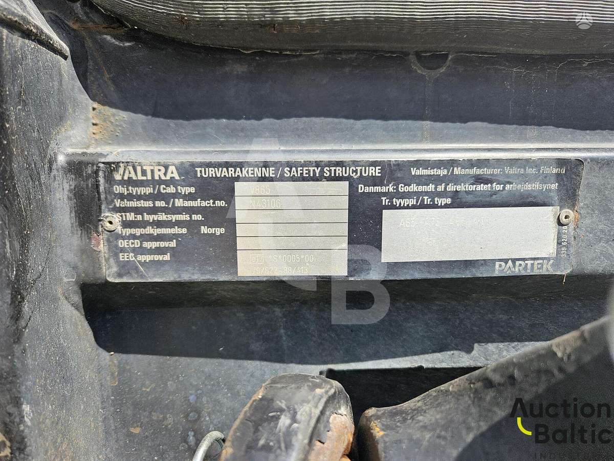 Valtra A-95-4, traktoriai