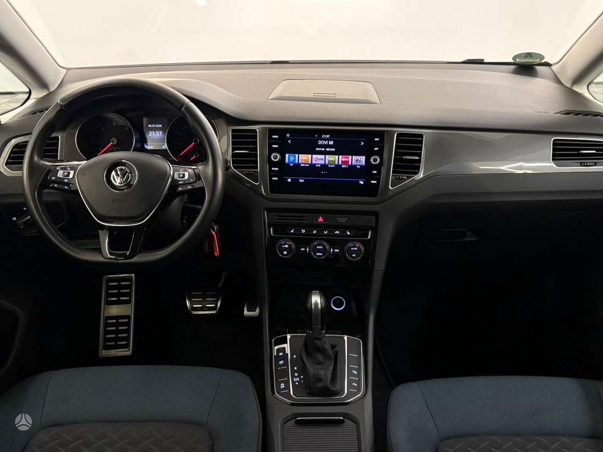 Volkswagen Golf Sportsvan - 4