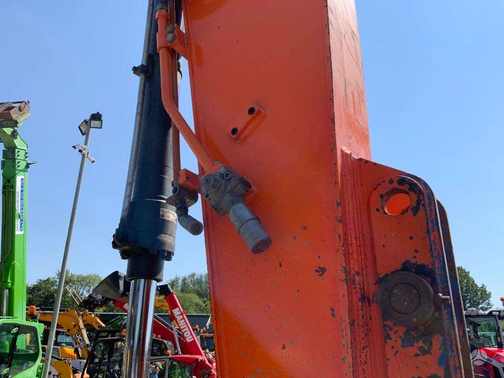 Doosan DX 140 LC-5, excavator