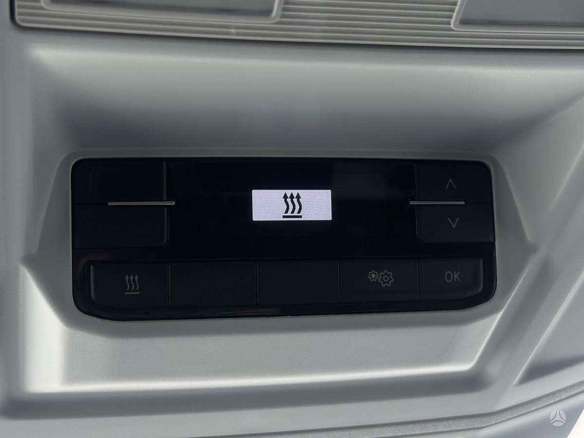 Volkswagen Crafter, Минивэн