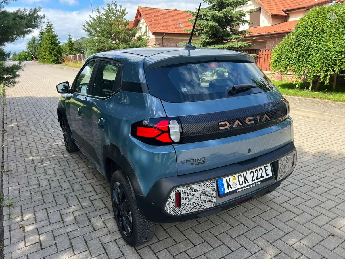 Dacia Spring, Хэтчбек