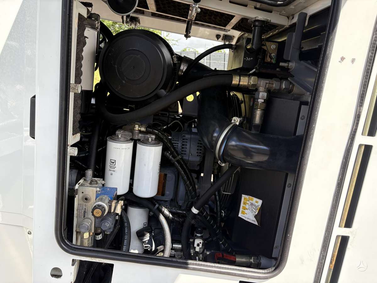 Wirtgen W50DC, kelių tiesimo mašinos