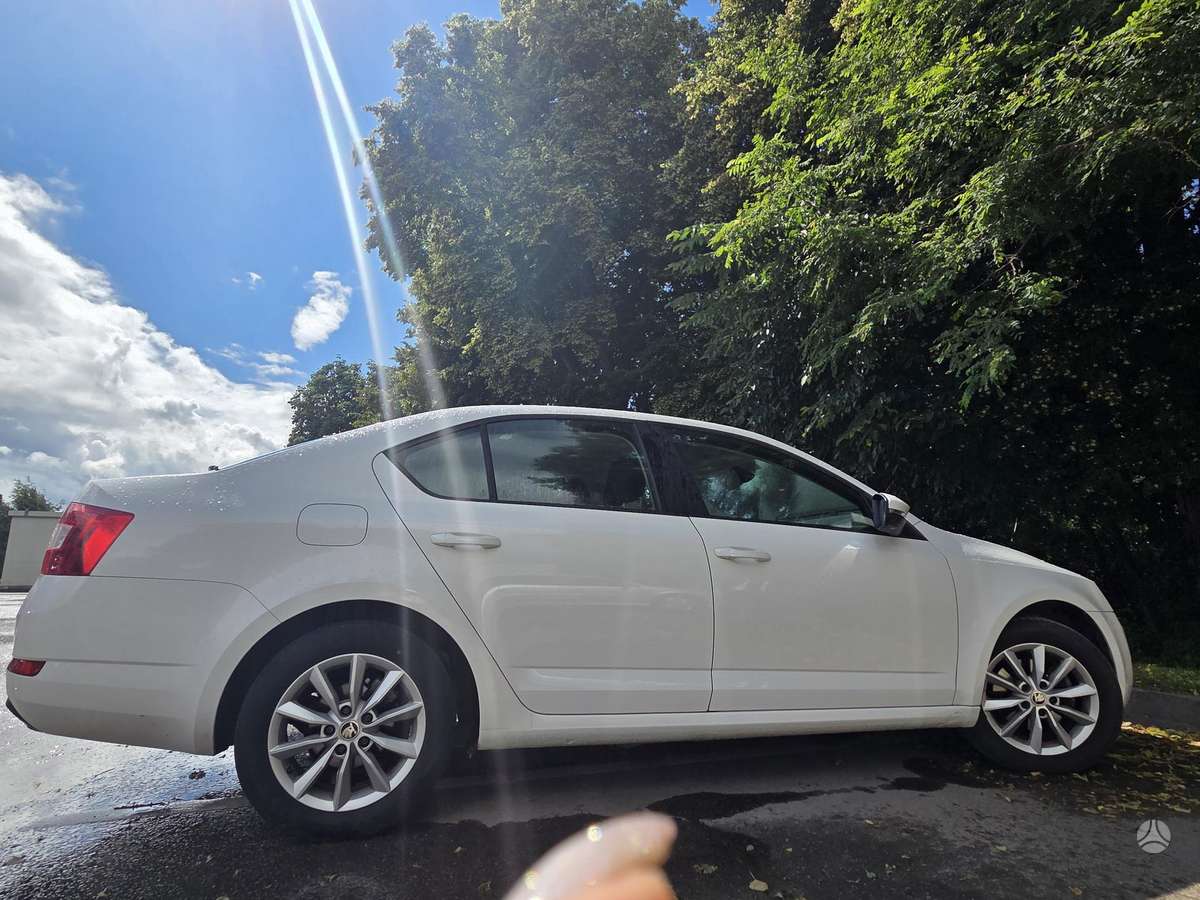 Skoda Octavia, 2.0 l., Седан