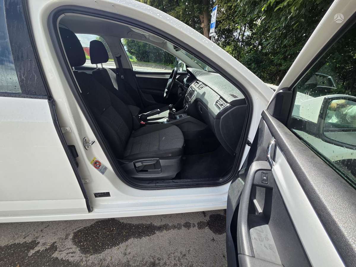 Skoda Octavia, 2.0 l., Седан