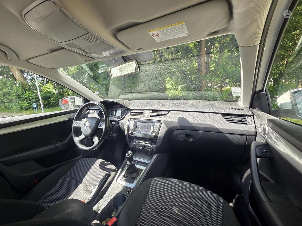 Skoda Octavia, 2.0 l., Седан
