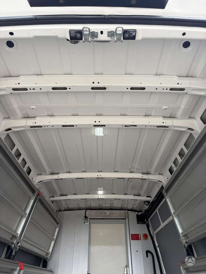 Iveco Daily, 2.3 l., cargo van
