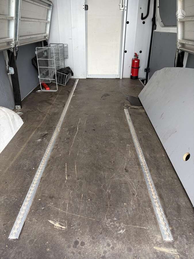 Iveco Daily, 2.3 l., cargo van
