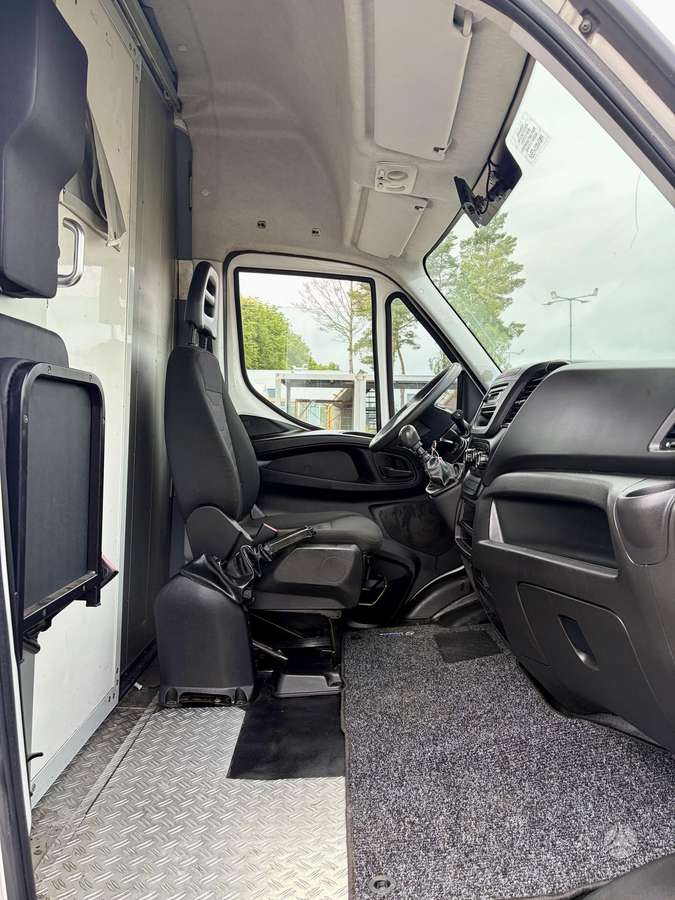 Iveco Daily, 2.3 l., cargo van