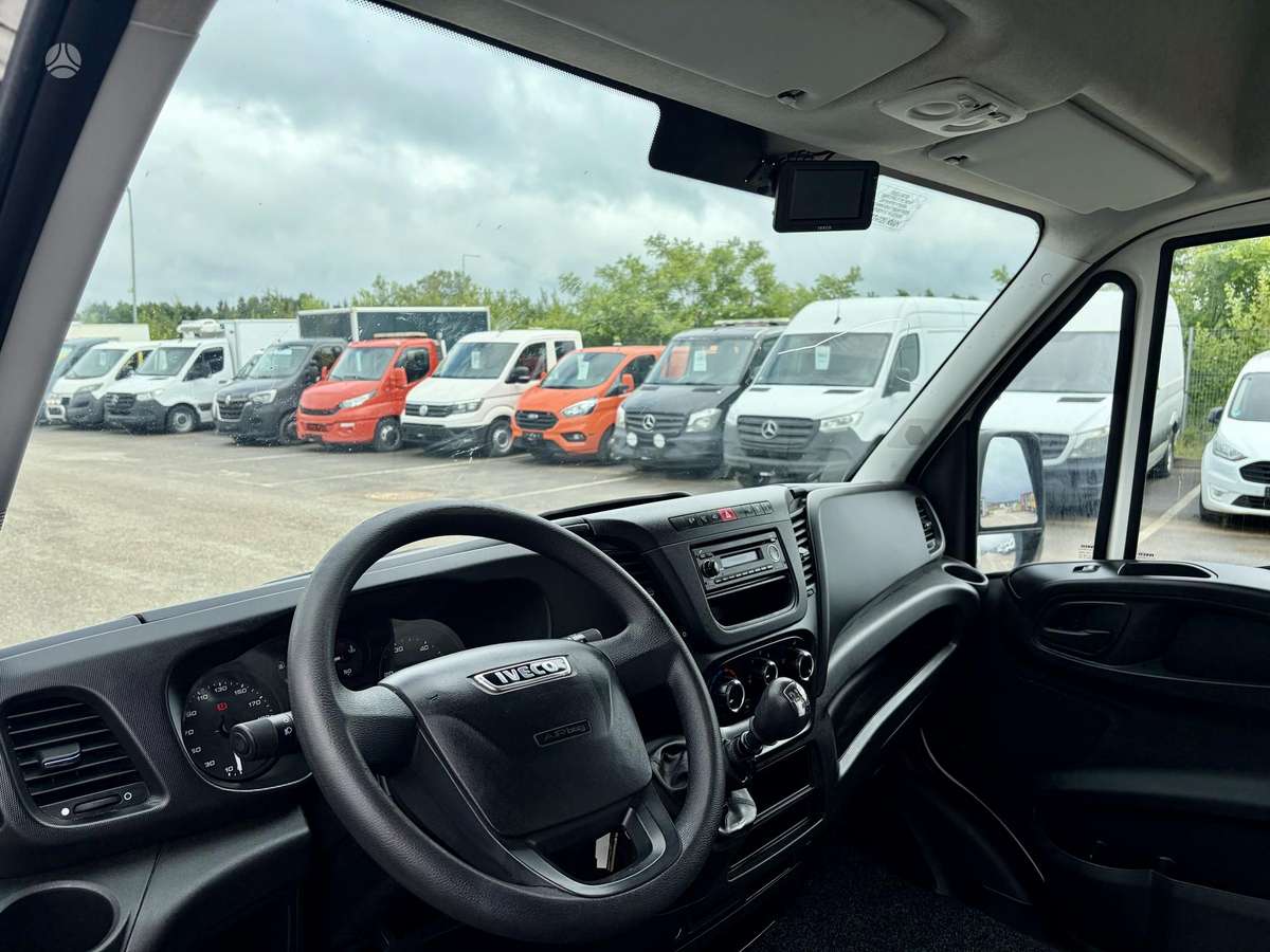 Iveco Daily, 2.3 l., cargo van