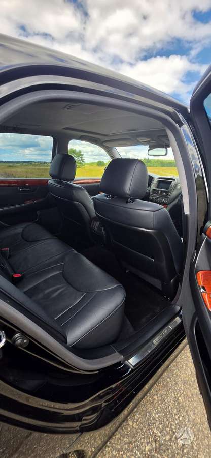 Lexus LS 430, 4.3 l., Седан
