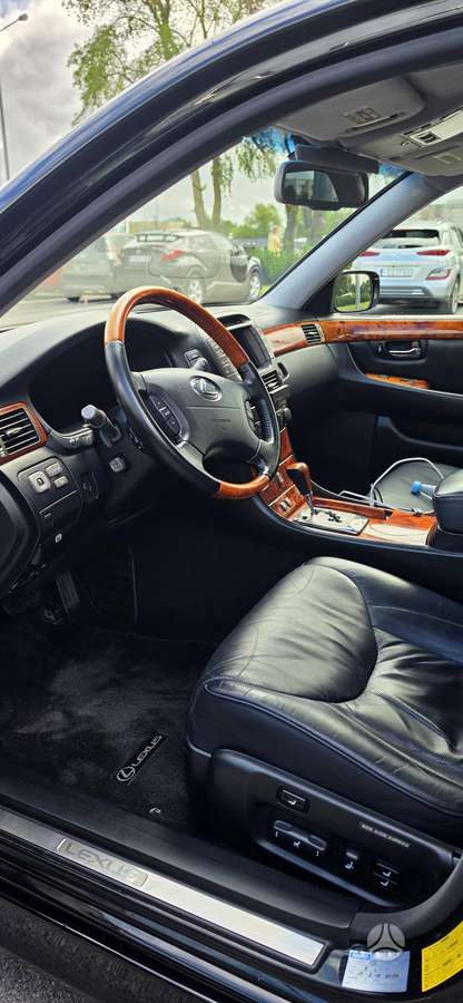Lexus LS 430, 4.3 l., Седан