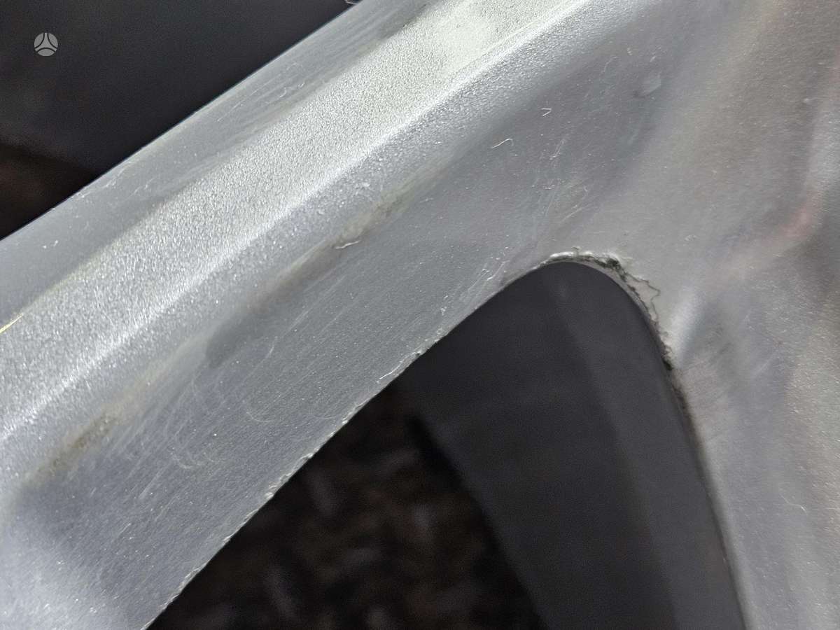 Dodge 68654867AA, light alloy, R18
