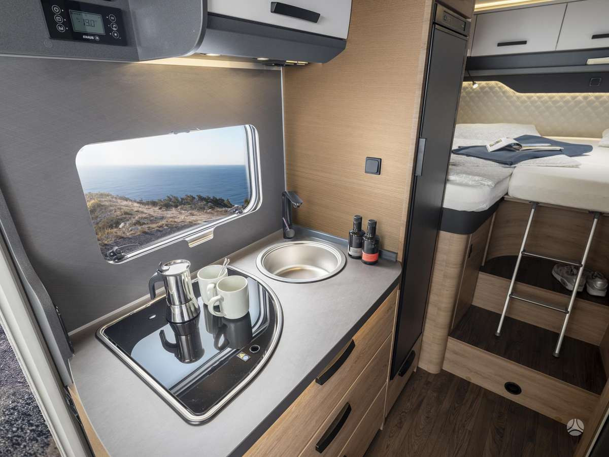Knaus L!VE WAVE 650 MEG BLACK SELECT, campers