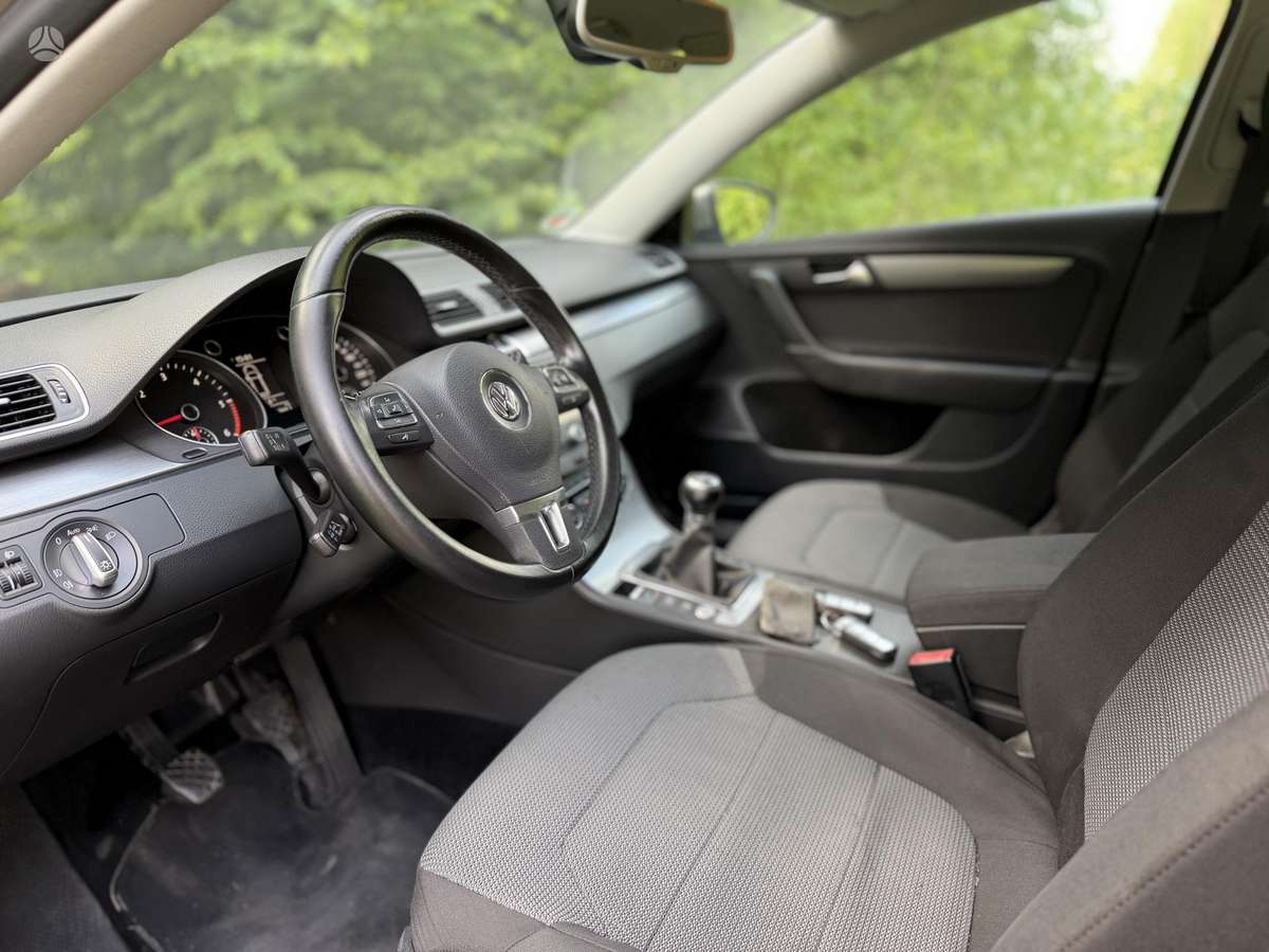Volkswagen Passat, 2.0 l., Универсал