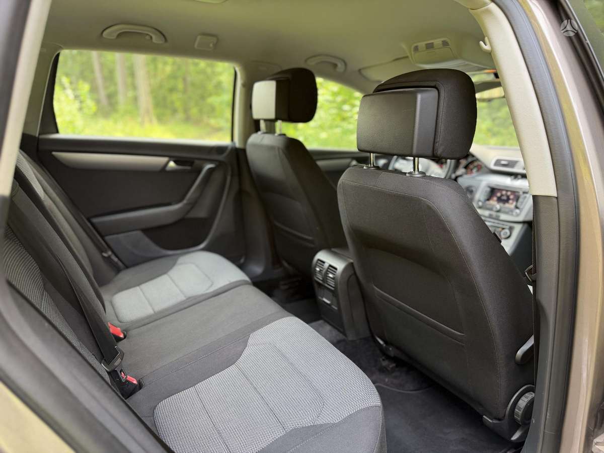 Volkswagen Passat, 2.0 l., Универсал