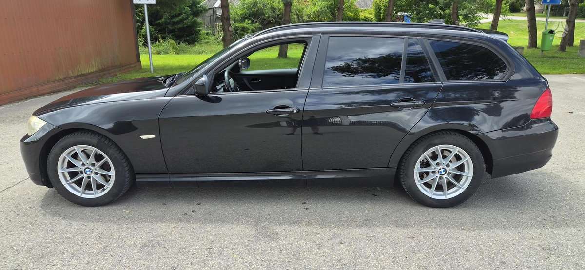 BMW 320, 2.0 l., Универсал