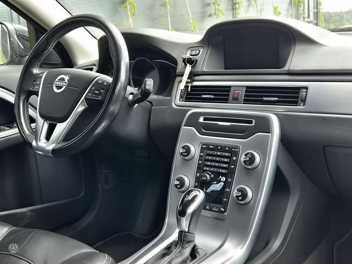 Volvo XC70, 2.0 l., Универсал